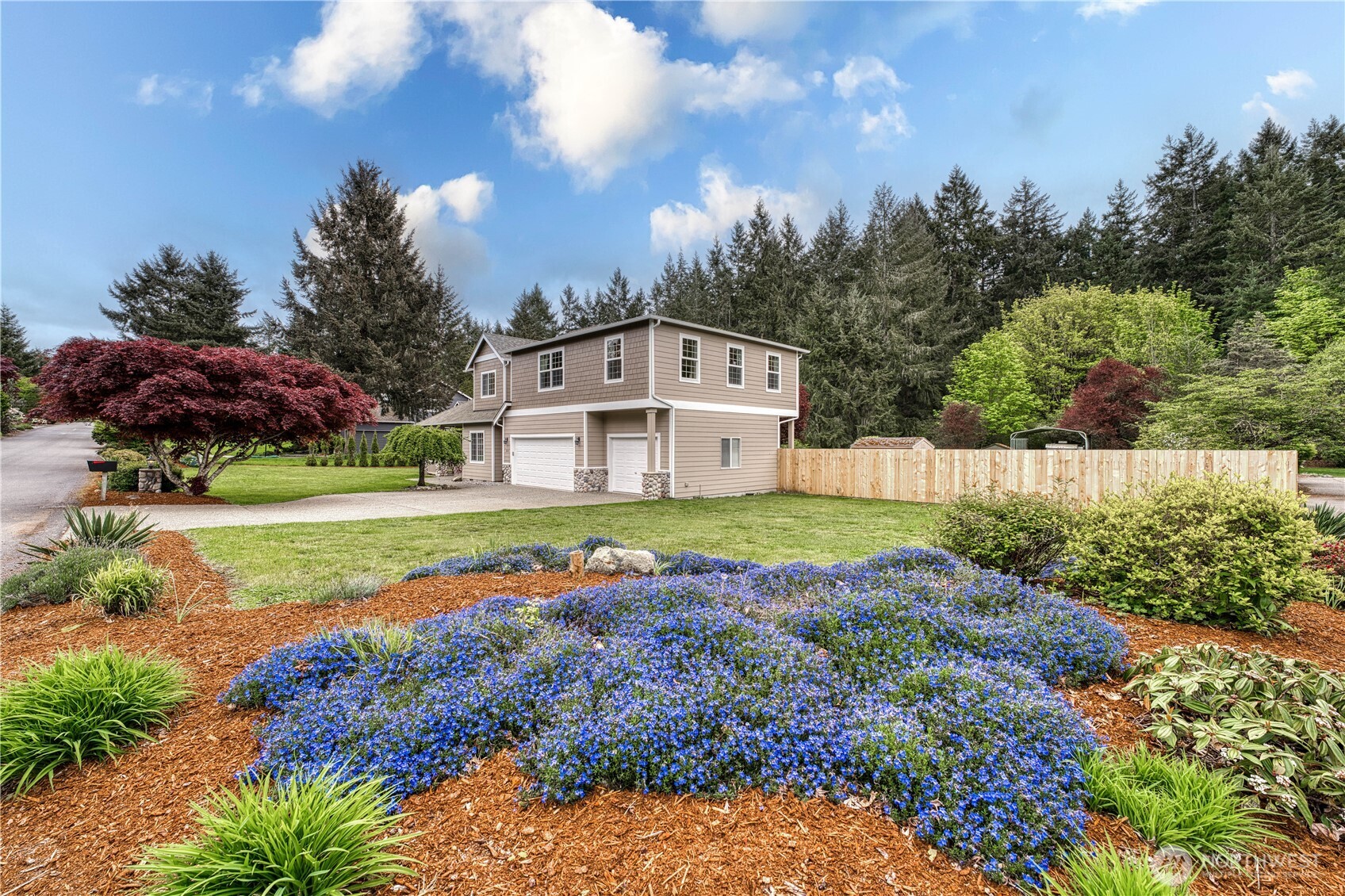 814 Jewil Drive , Fox Island, WA 98333