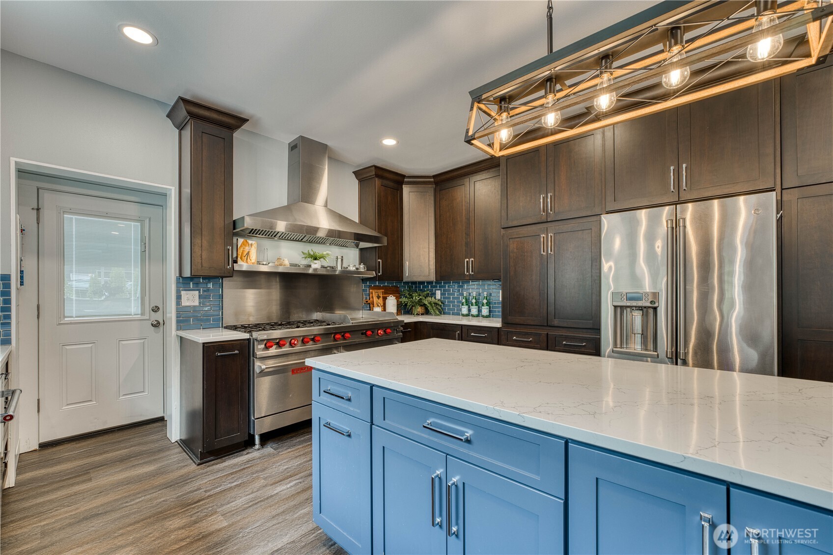 814 Jewil Drive , Fox Island, WA 98333