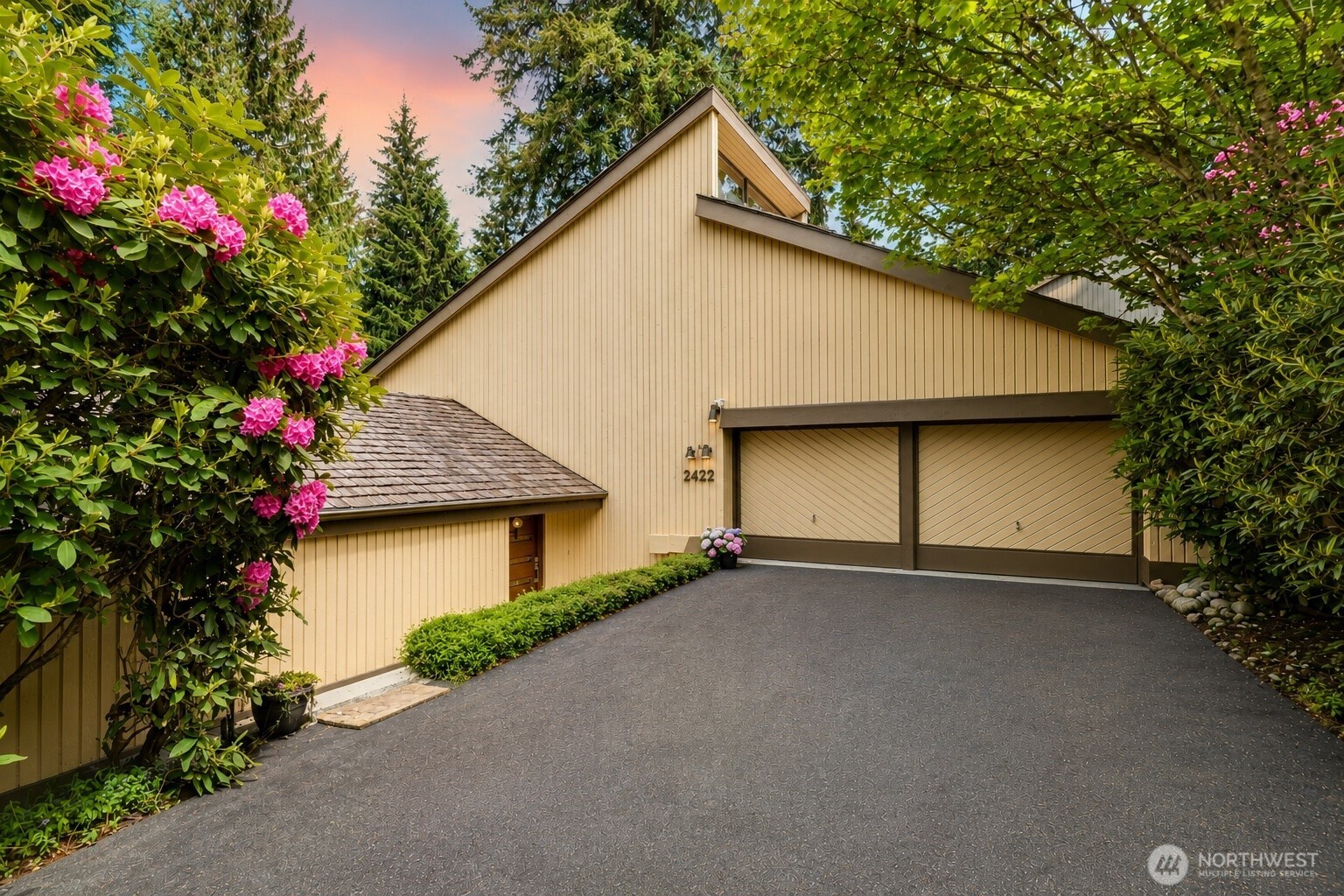 2422 Sahalee Drive W, Sammamish, WA 98074