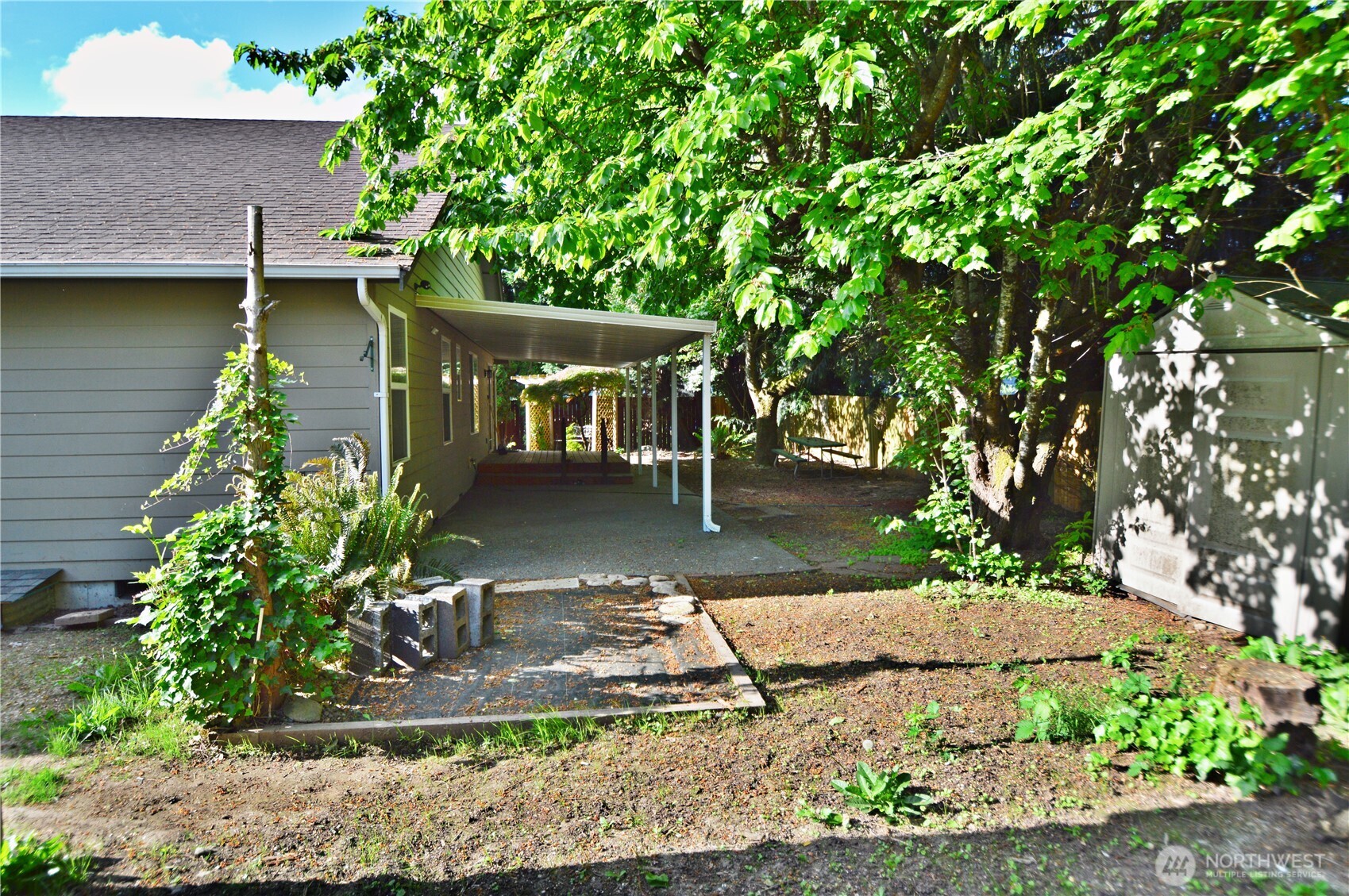 910 11th Street SE, Puyallup, WA 98372