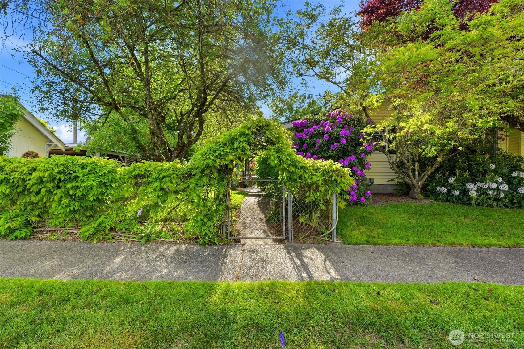5102 N 44th Street , Tacoma, WA 98407
