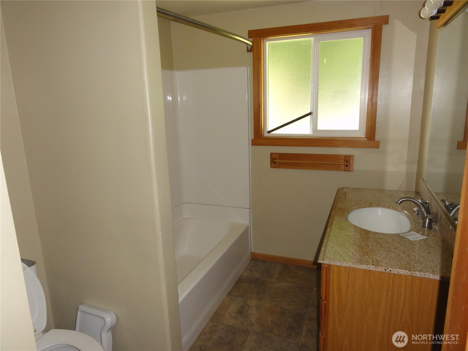 28821 18th Avenue S, Federal Way, WA 98003