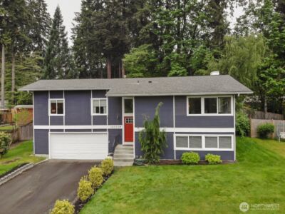 15003 108th Place NE, Bothell, WA 98011-4837 - Photo 1