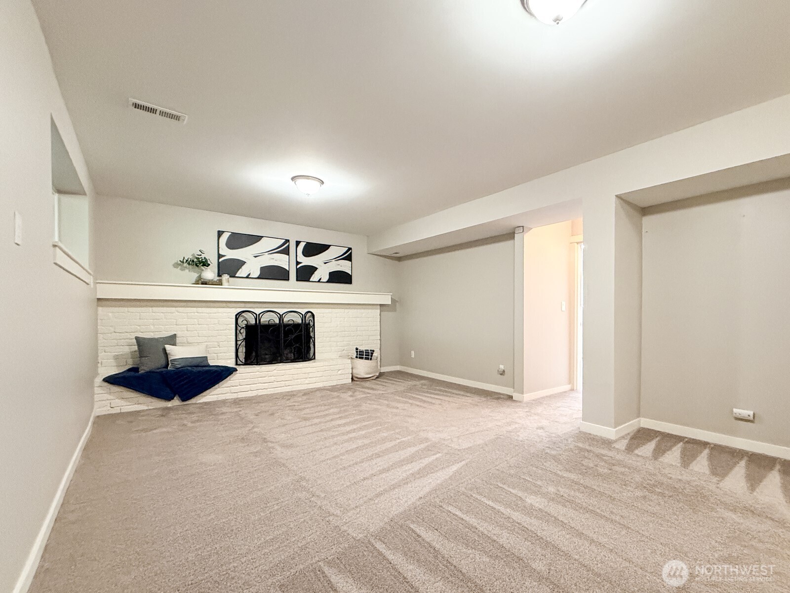 15003 108th Place NE, Bothell, WA 98011-4837