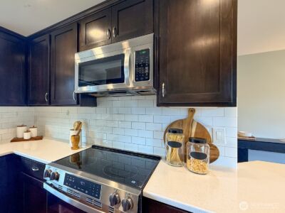 15003 108th Place NE, Bothell, WA 98011-4837 - Photo 9