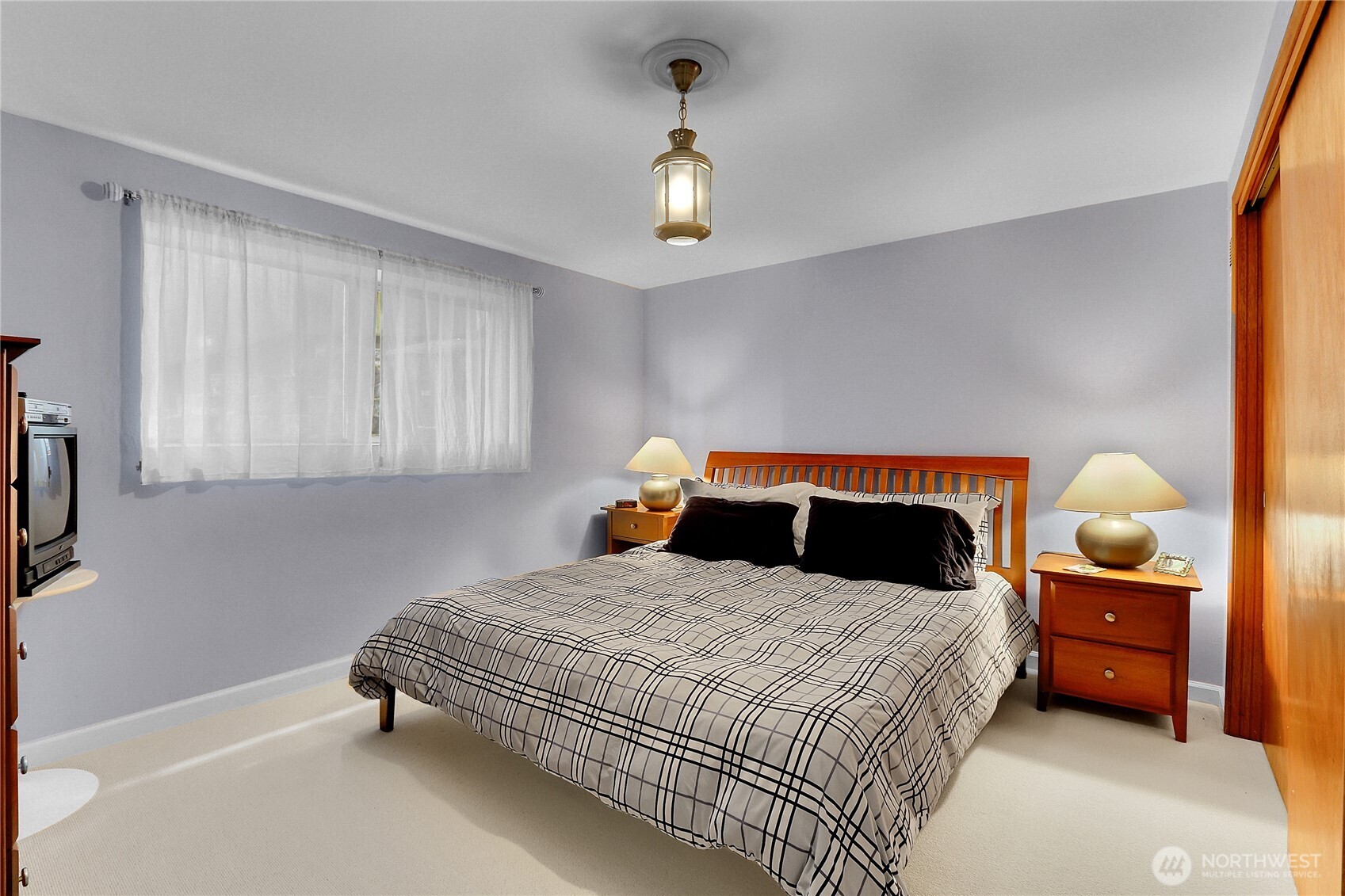 438 Comstock Place , Seattle, WA 98109