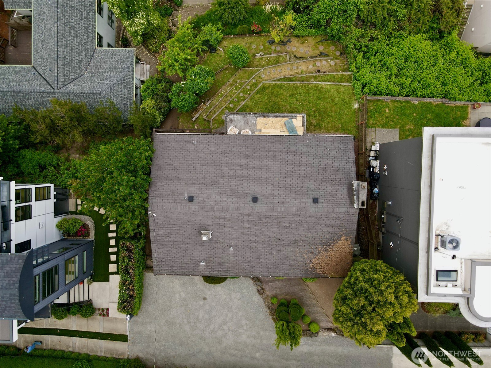 438 Comstock Place , Seattle, WA 98109