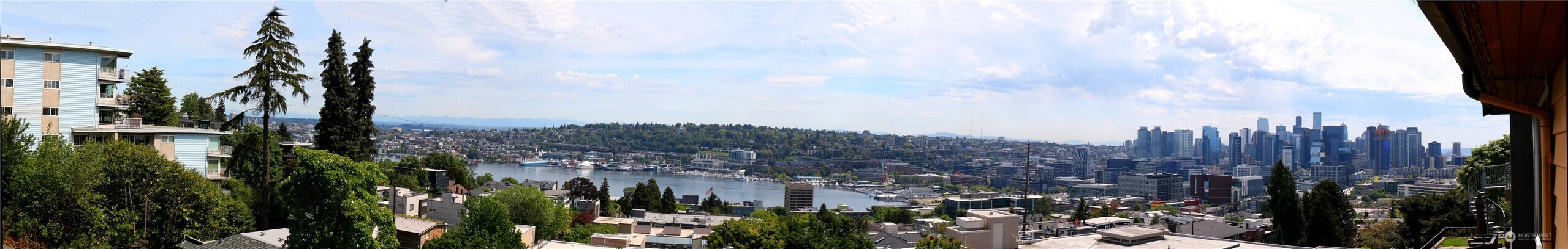 438 Comstock Place , Seattle, WA 98109