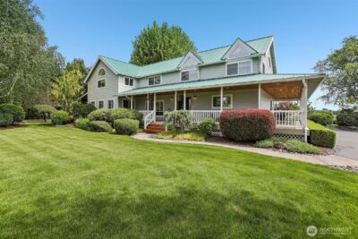 298 Roberson Road , Woodland, WA 98674