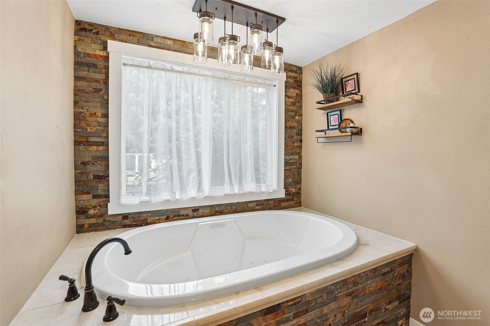 298 Roberson Road , Woodland, WA 98674
