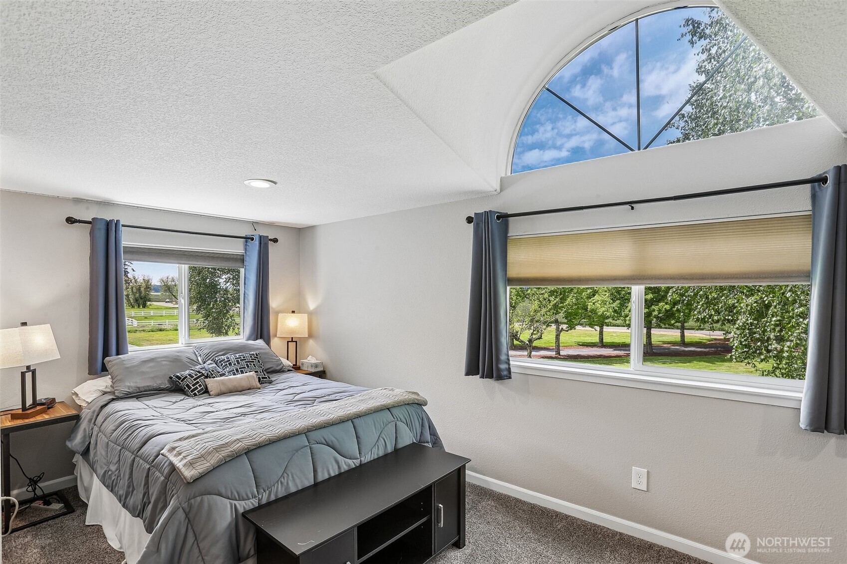 298 Roberson Road , Woodland, WA 98674