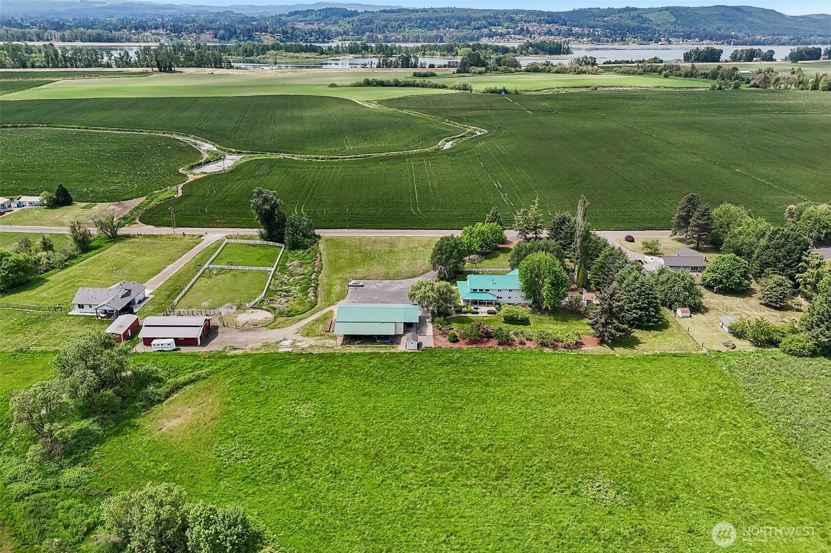 298 Roberson Road , Woodland, WA 98674
