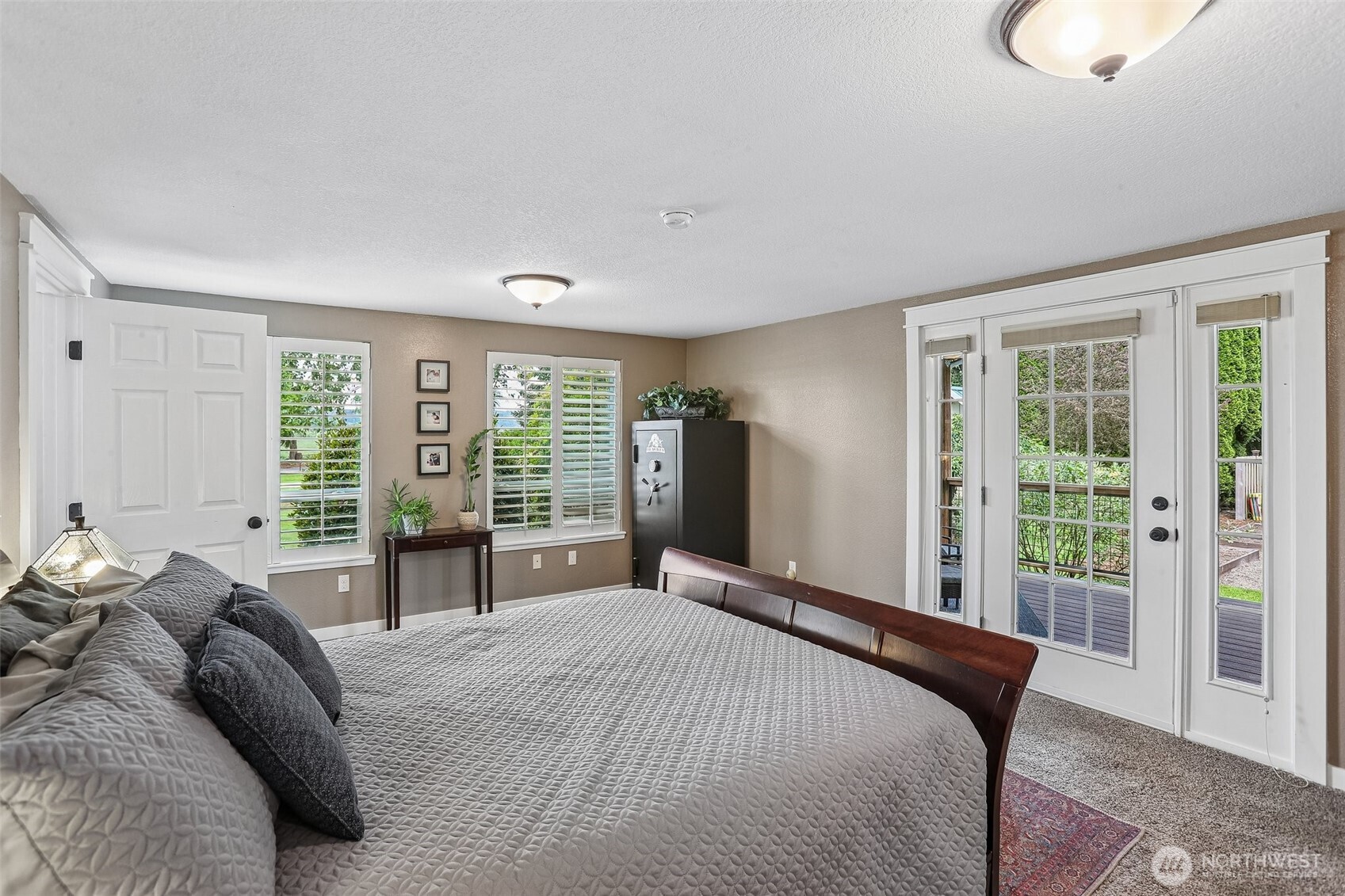 298 Roberson Road , Woodland, WA 98674