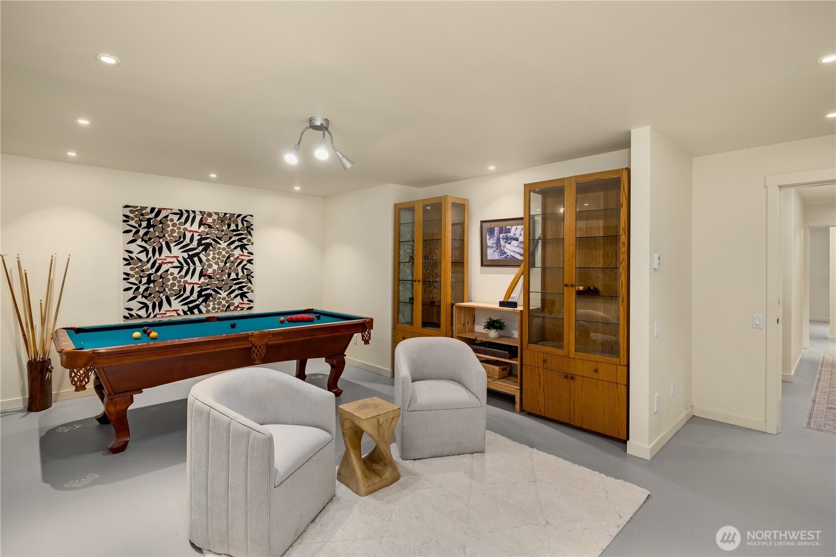 4712 SW Brace Point Dr , Seattle, WA 98136-2612