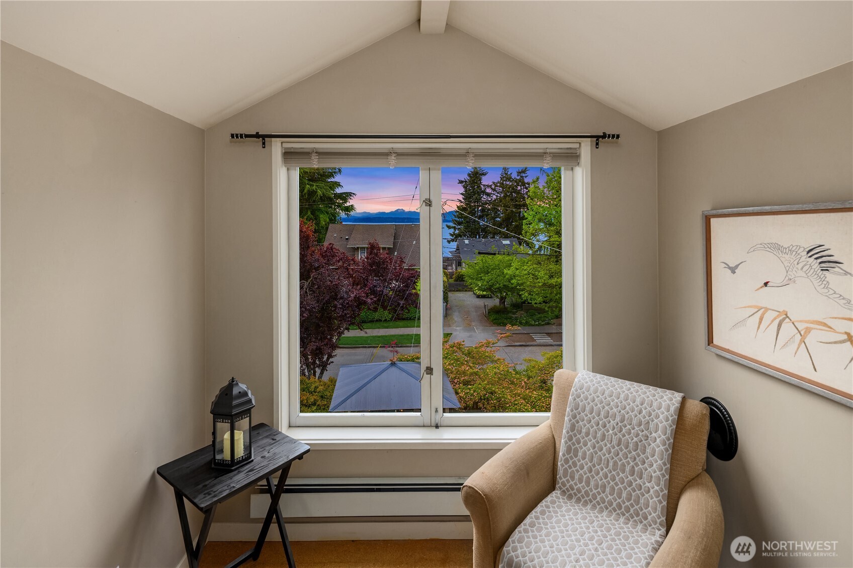 4712 SW Brace Point Dr , Seattle, WA 98136-2612