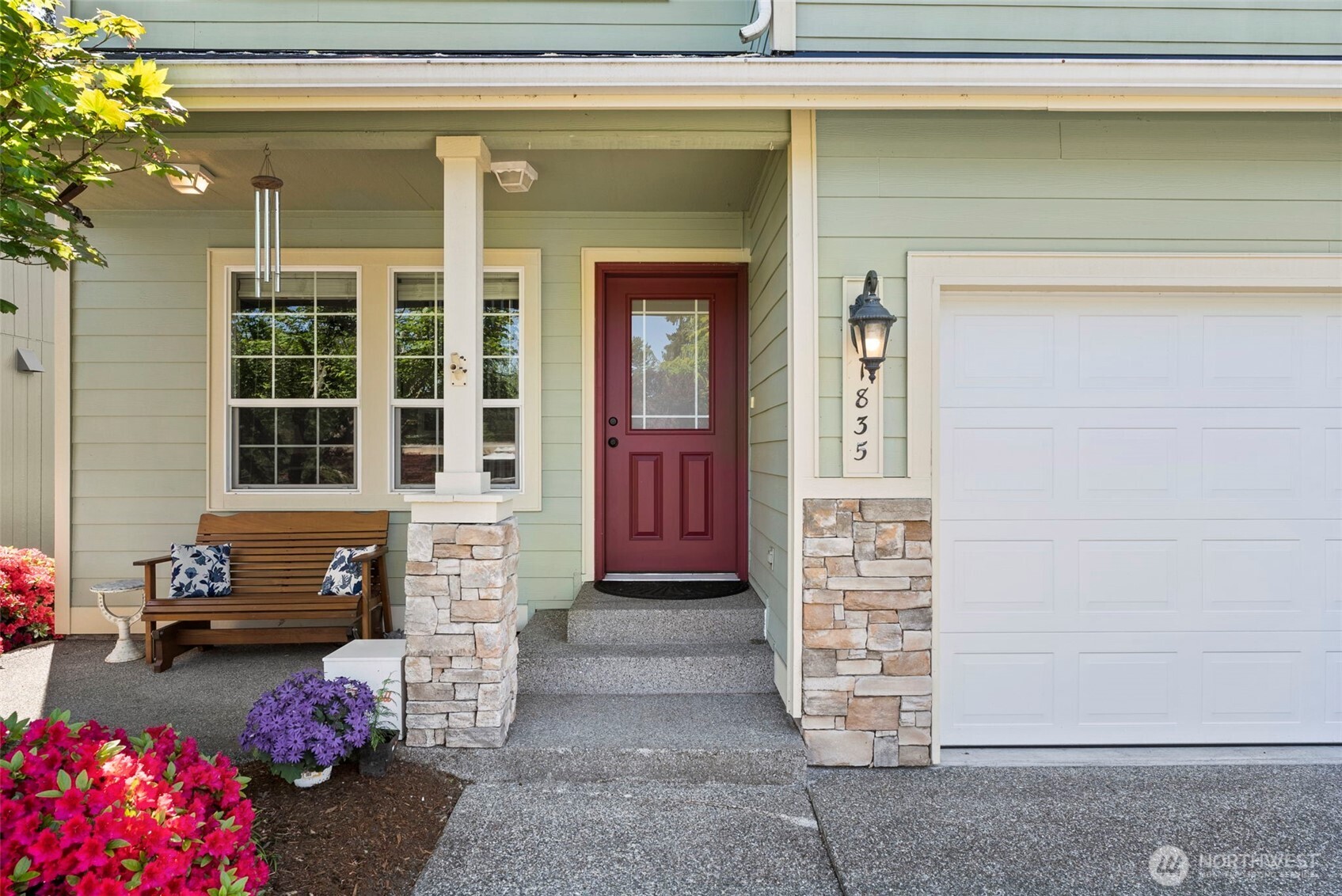 1835 Yew Avenue NE, Olympia, WA 98506