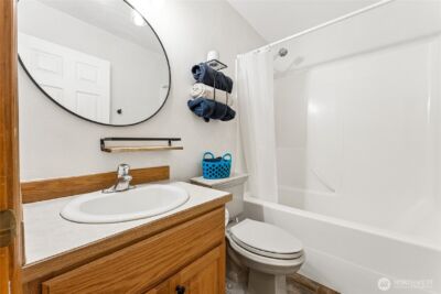 17903 Overlake Court SE, Yelm, WA 98597 - Photo 16