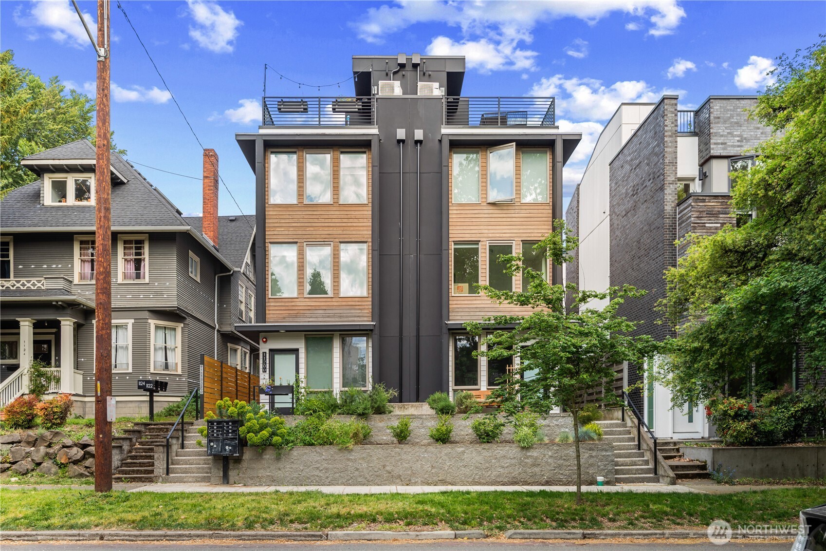 1118 16th Avenue #A, Seattle, WA 98122