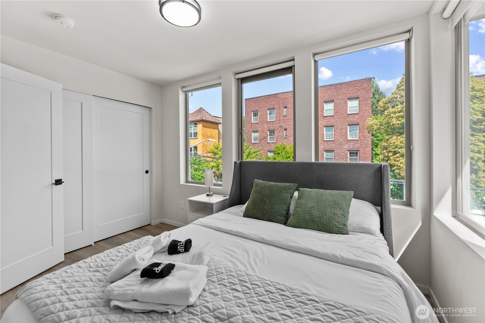 1118 16th Avenue #A, Seattle, WA 98122