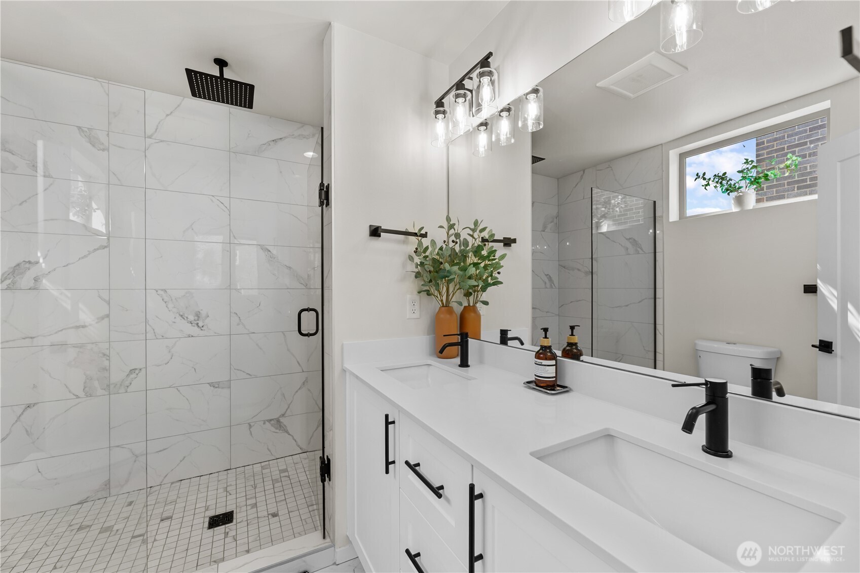 1118 16th Avenue #A, Seattle, WA 98122