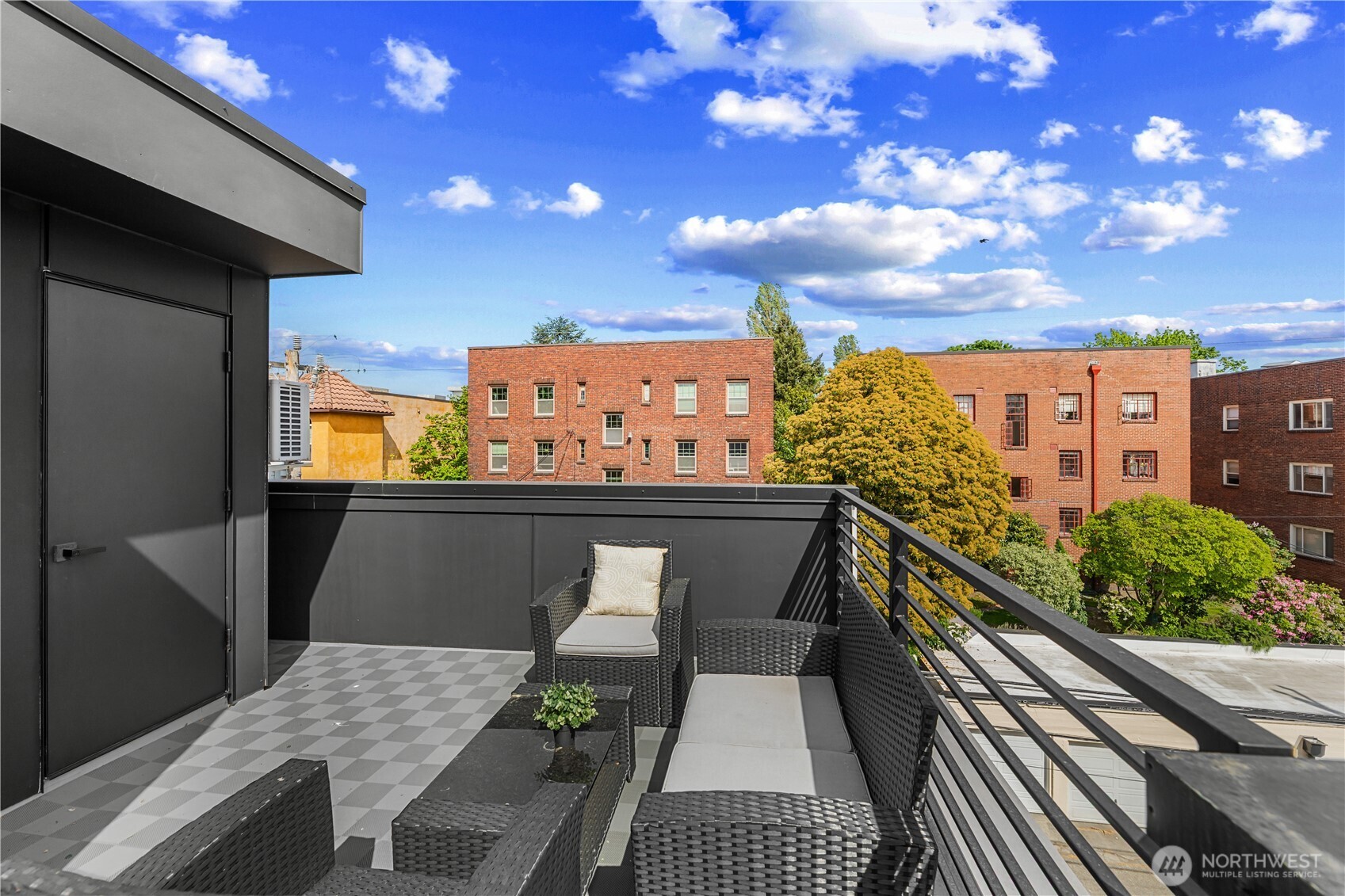 1118 16th Avenue #A, Seattle, WA 98122