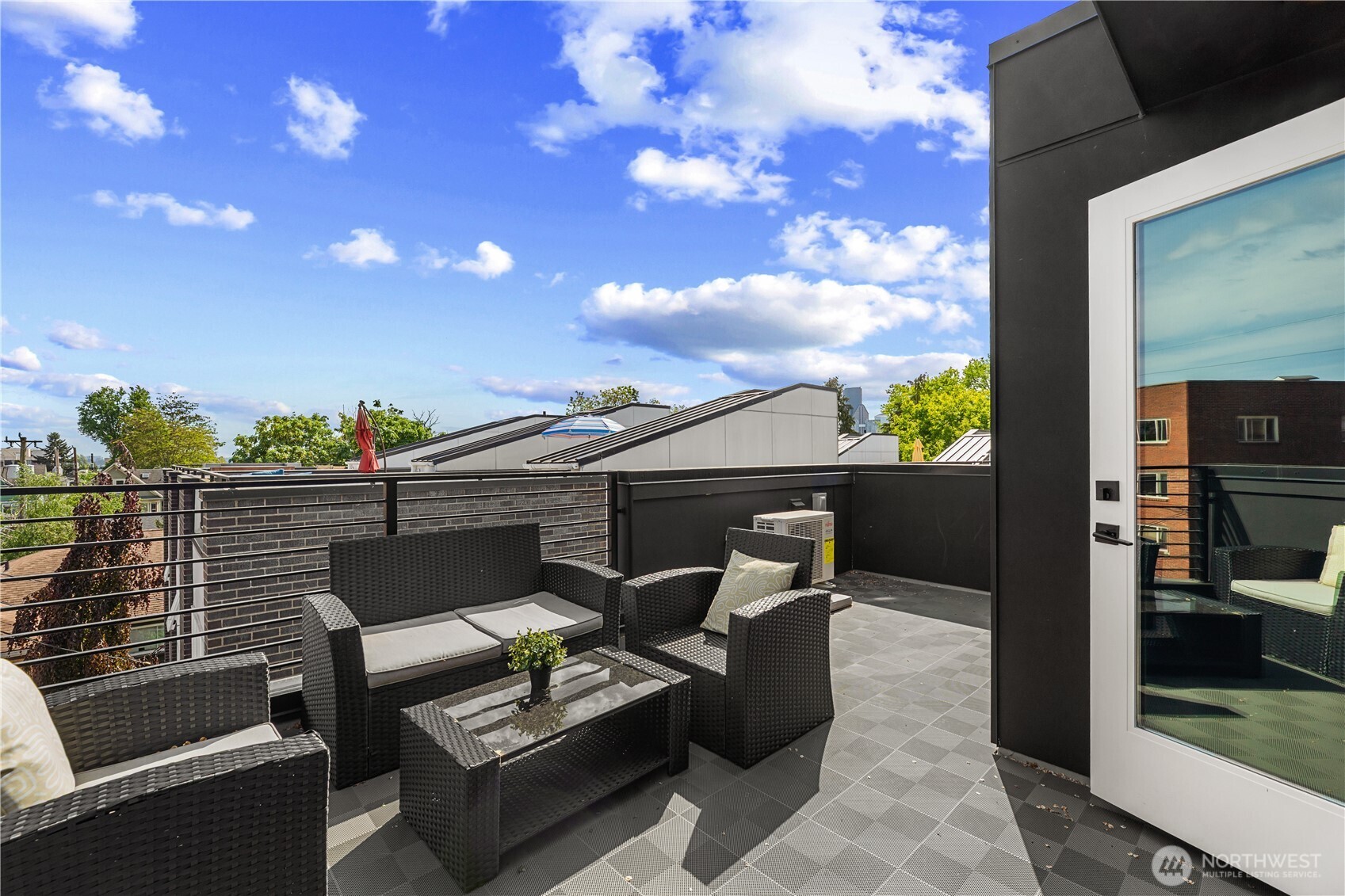 1118 16th Avenue #A, Seattle, WA 98122