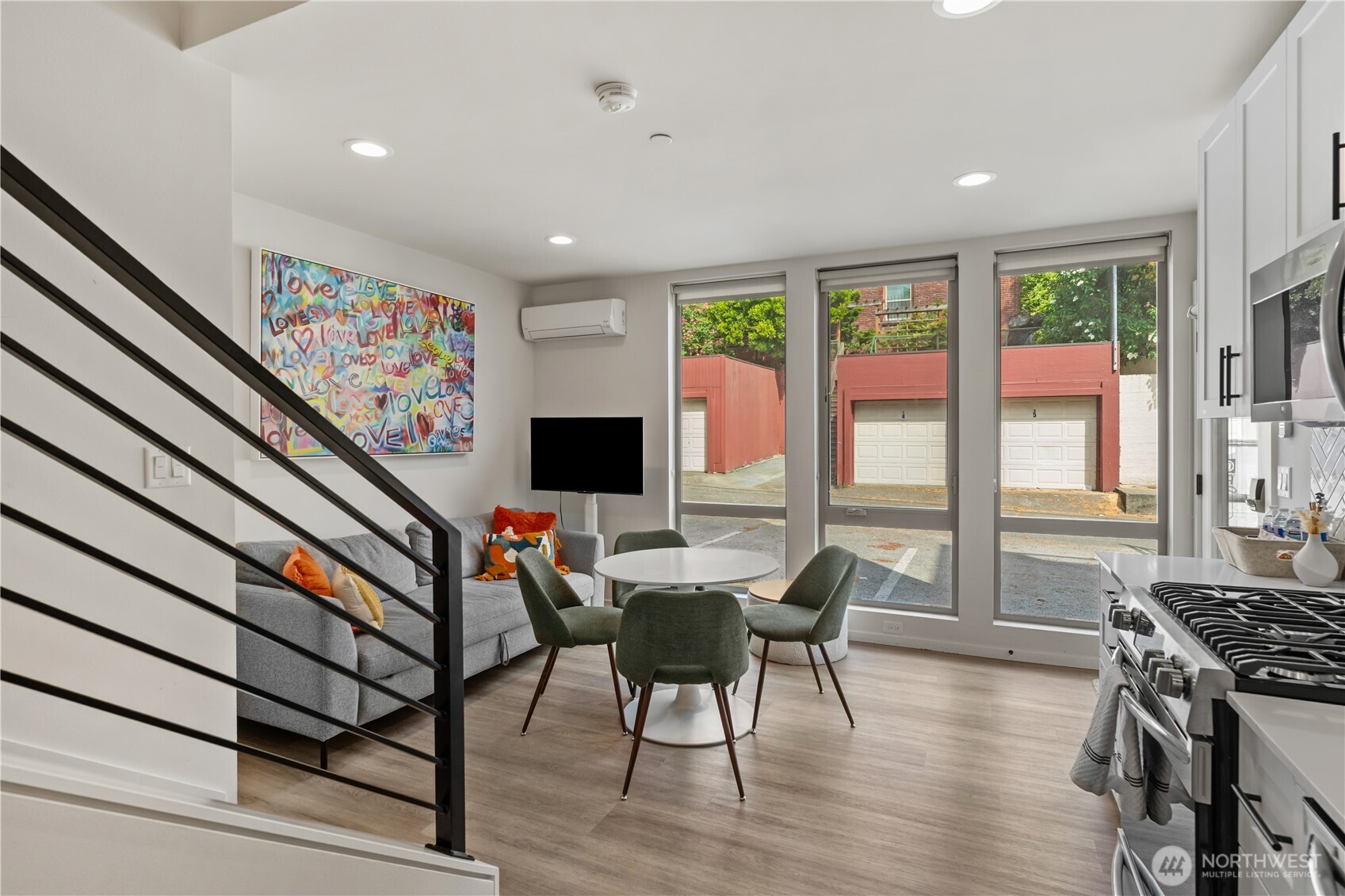 1118 16th Avenue #A, Seattle, WA 98122