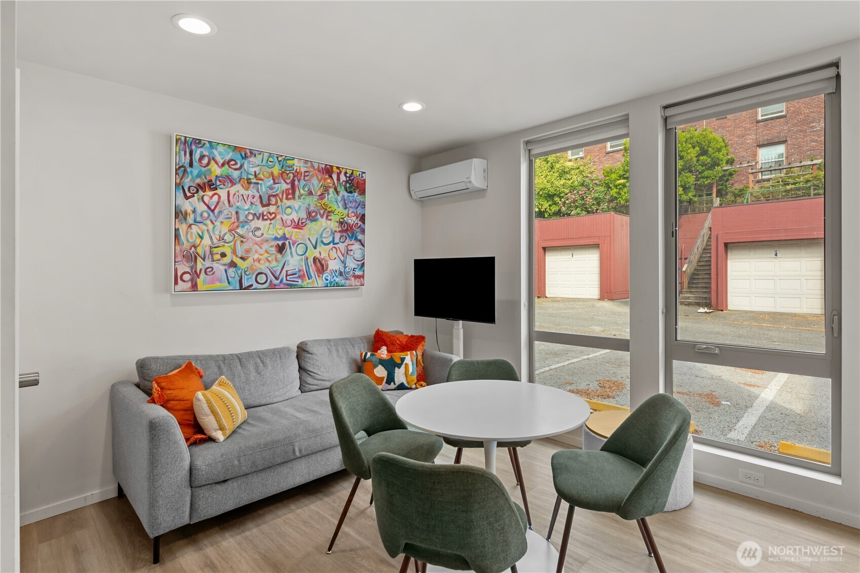 1118 16th Avenue #A, Seattle, WA 98122