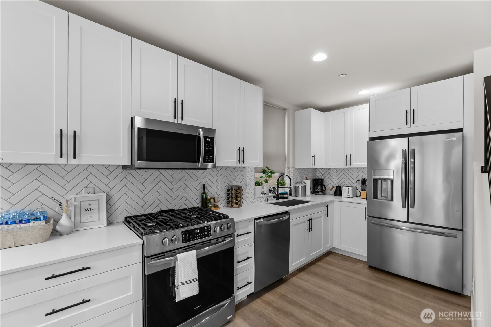 1118 16th Avenue #A, Seattle, WA 98122