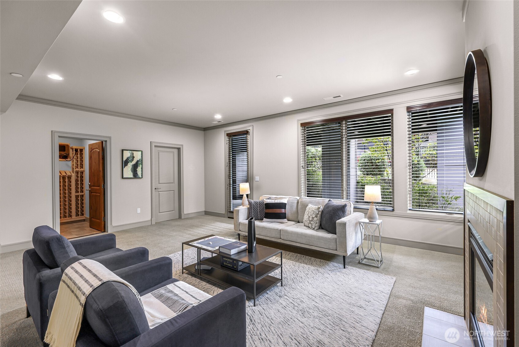 8451 SE 44th Street , Mercer Island, WA 98040
