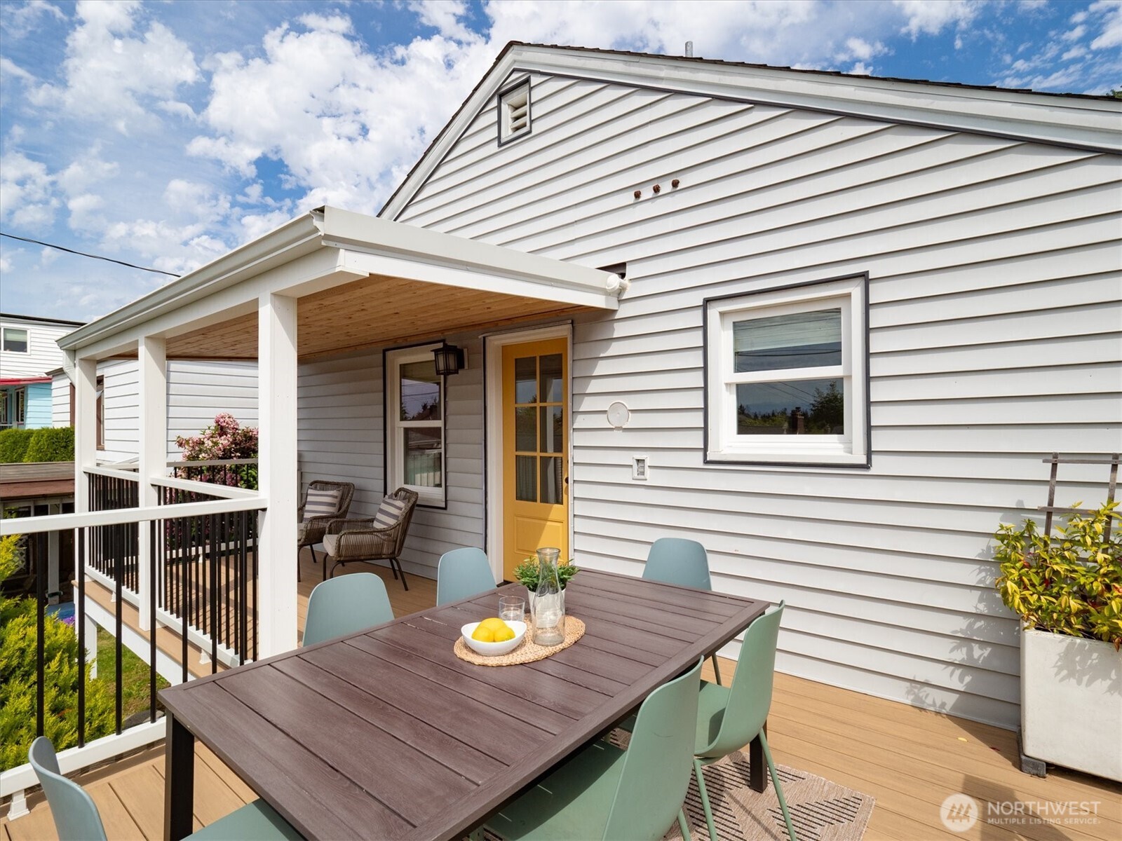 8311 19th Avenue NW, Seattle, WA 98117