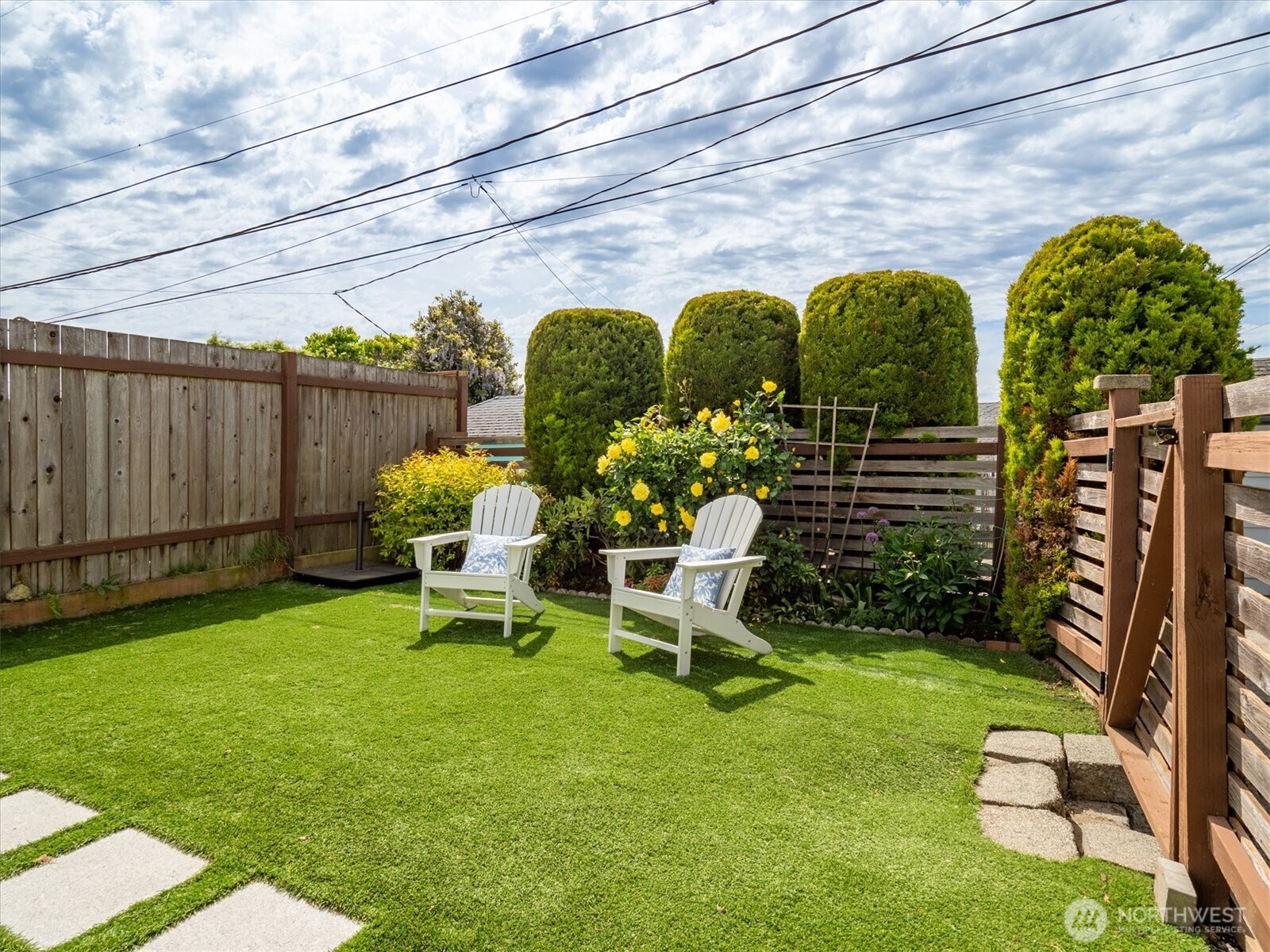 8311 19th Avenue NW, Seattle, WA 98117