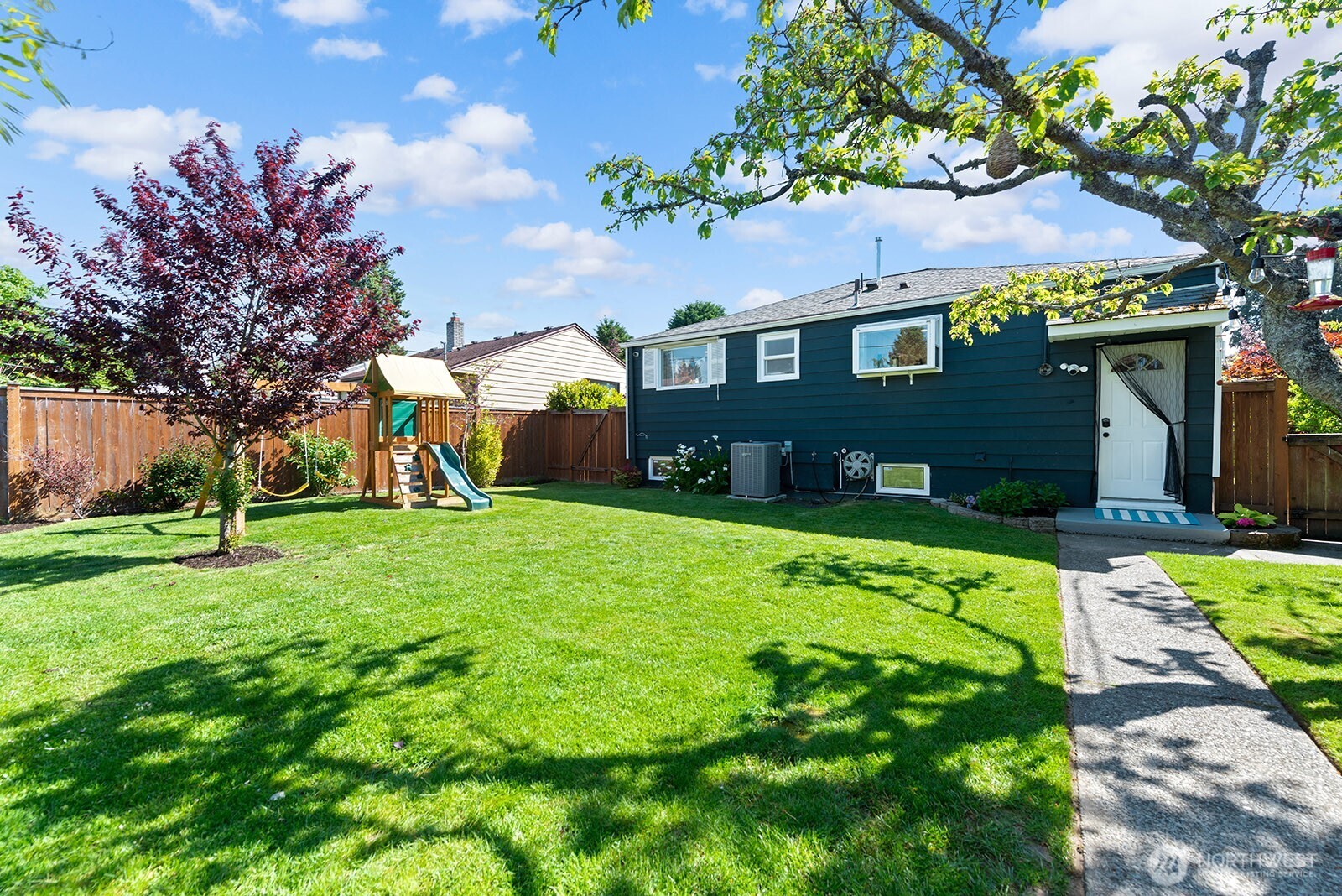 6017 46th Avenue SW, Seattle, WA 98136