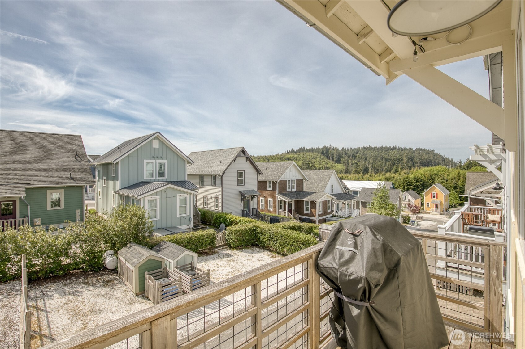 50 Flash Lane , Pacific Beach, WA 98571