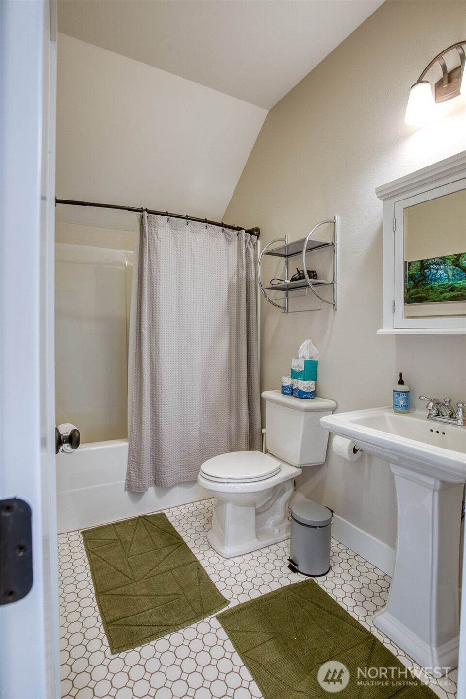 50 Flash Lane , Pacific Beach, WA 98571