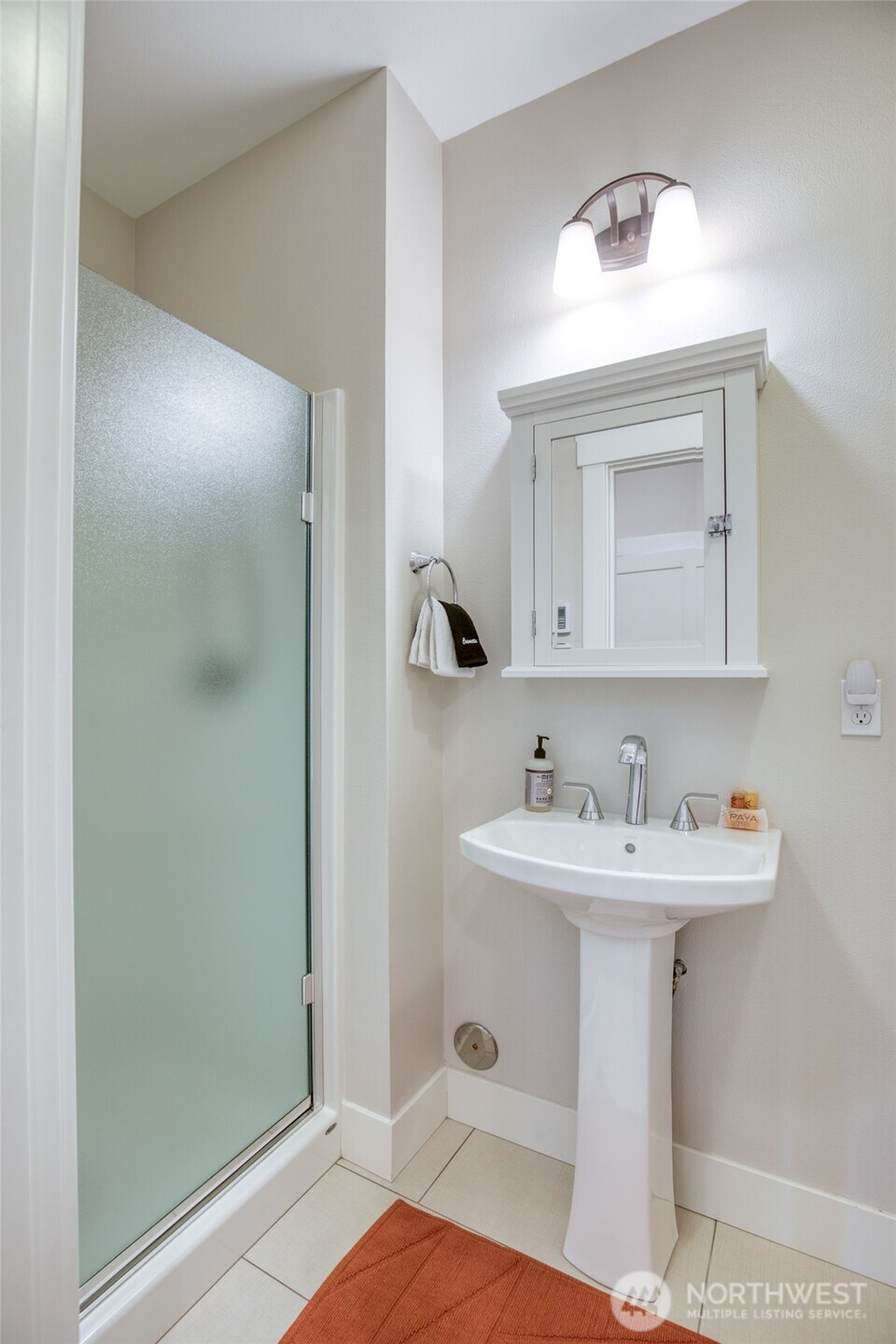 50 Flash Lane , Pacific Beach, WA 98571