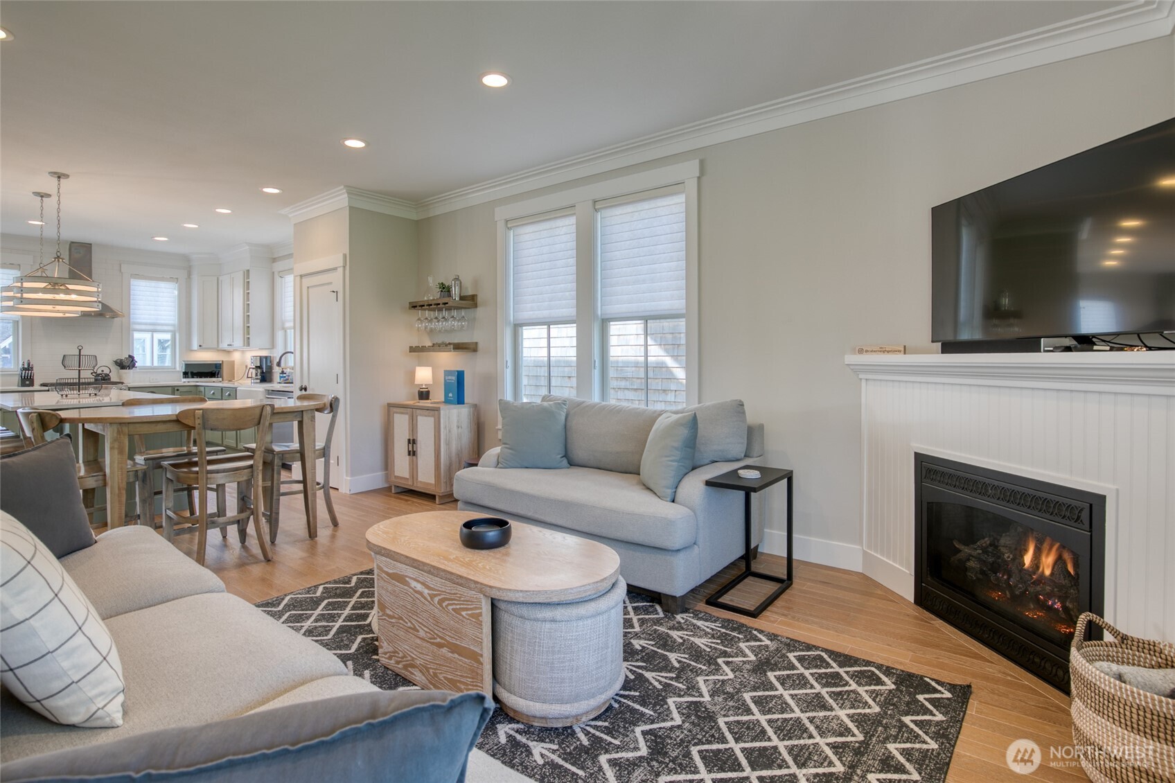 50 Flash Lane , Pacific Beach, WA 98571