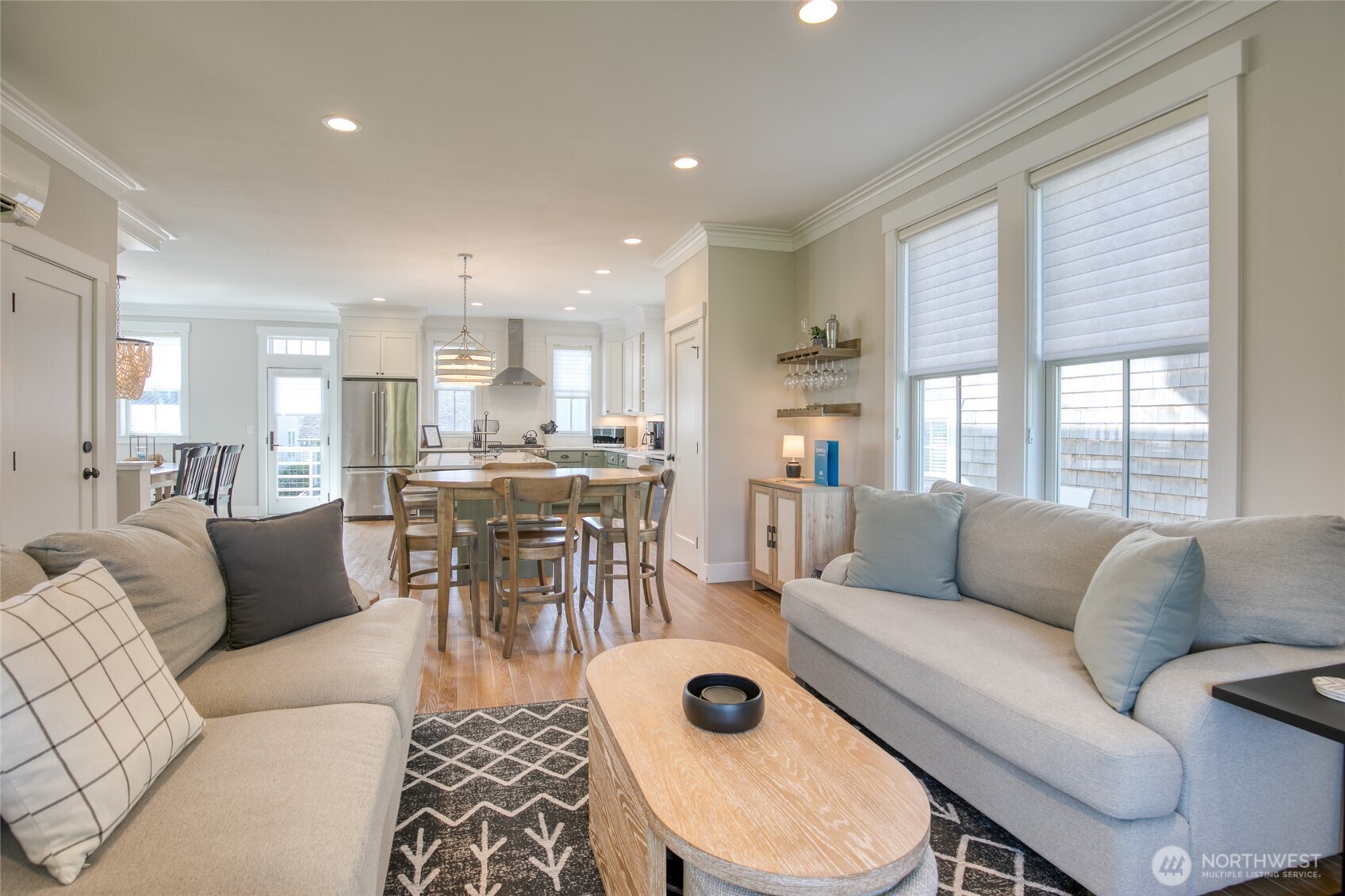 50 Flash Lane , Pacific Beach, WA 98571