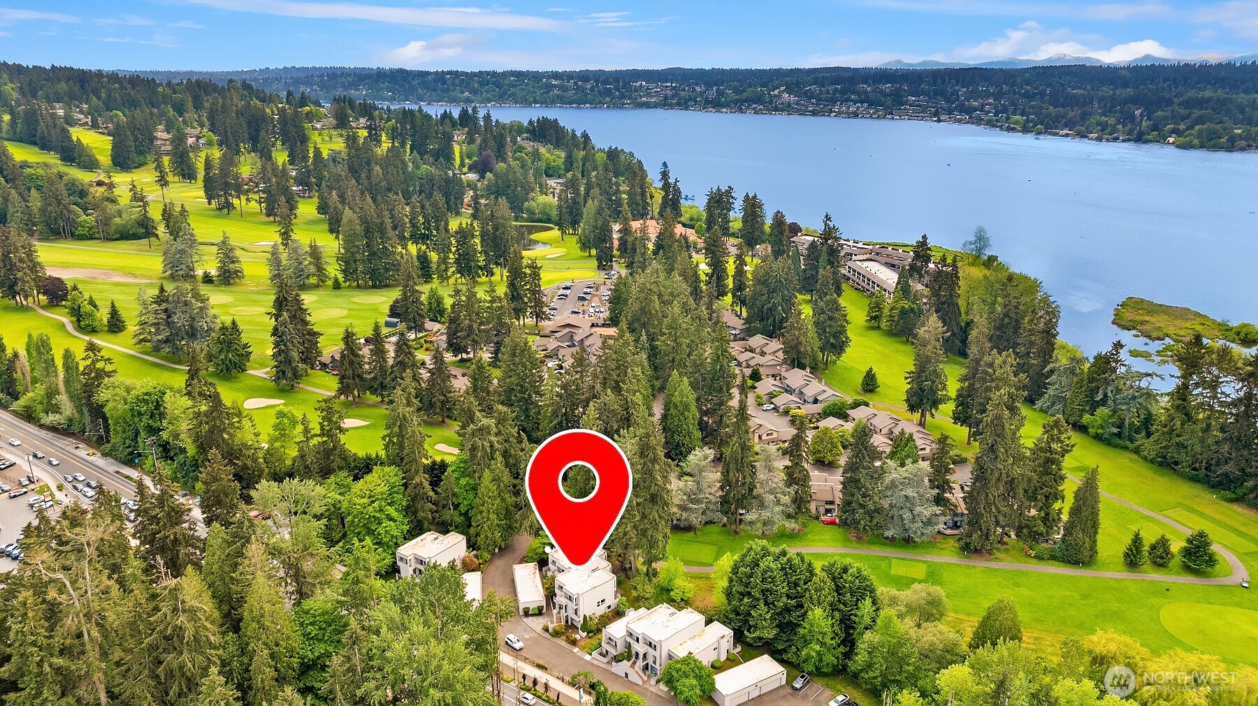 17001 Inglewood Road NE #M211, Kenmore, WA 98028