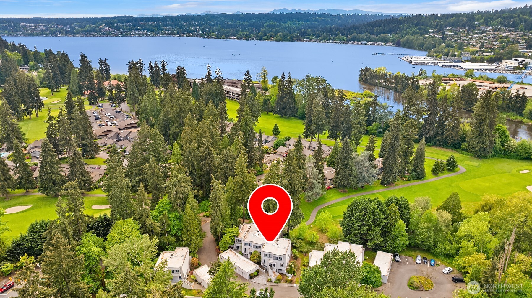 17001 Inglewood Road NE #M211, Kenmore, WA 98028