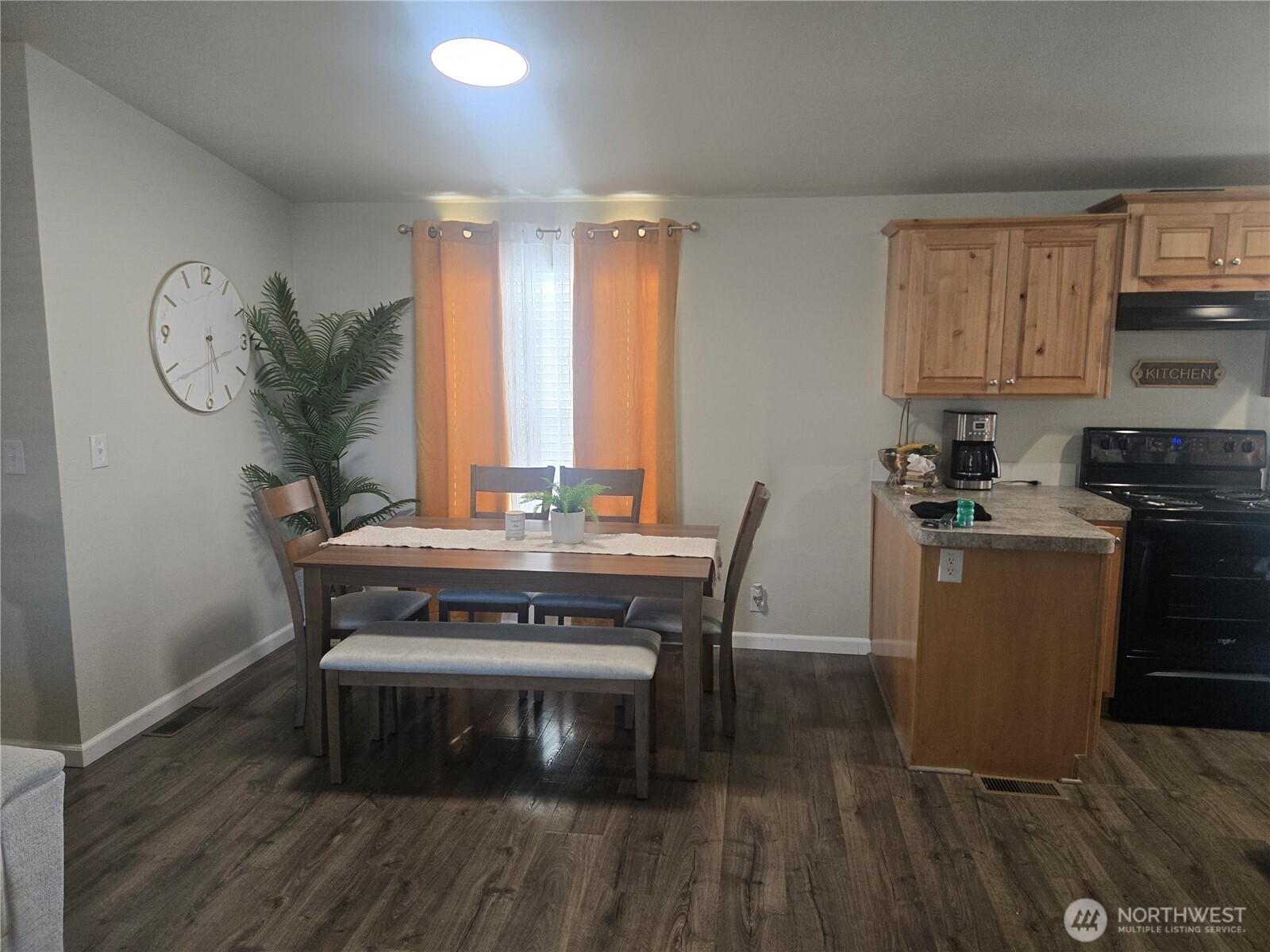 10302 Lakeview Avenue SW #25, Lakewood, WA 98499-9849