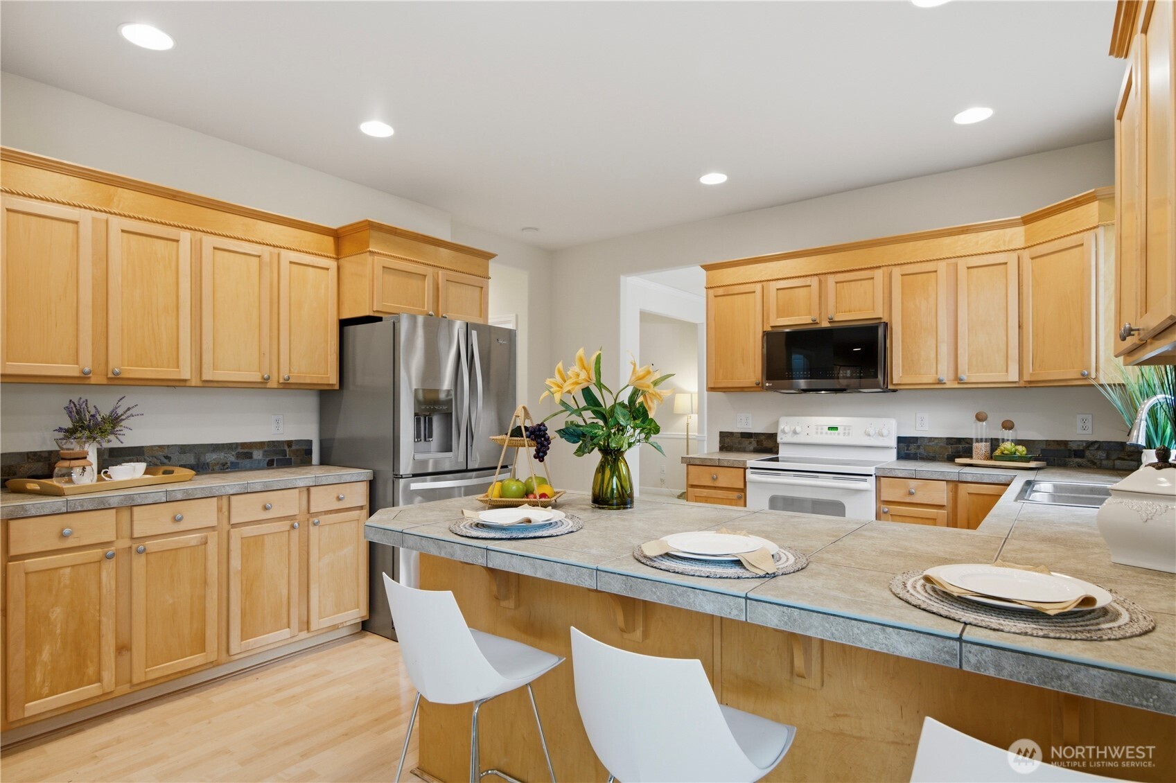 17617 44th Avenue W, Lynnwood, WA 98037
