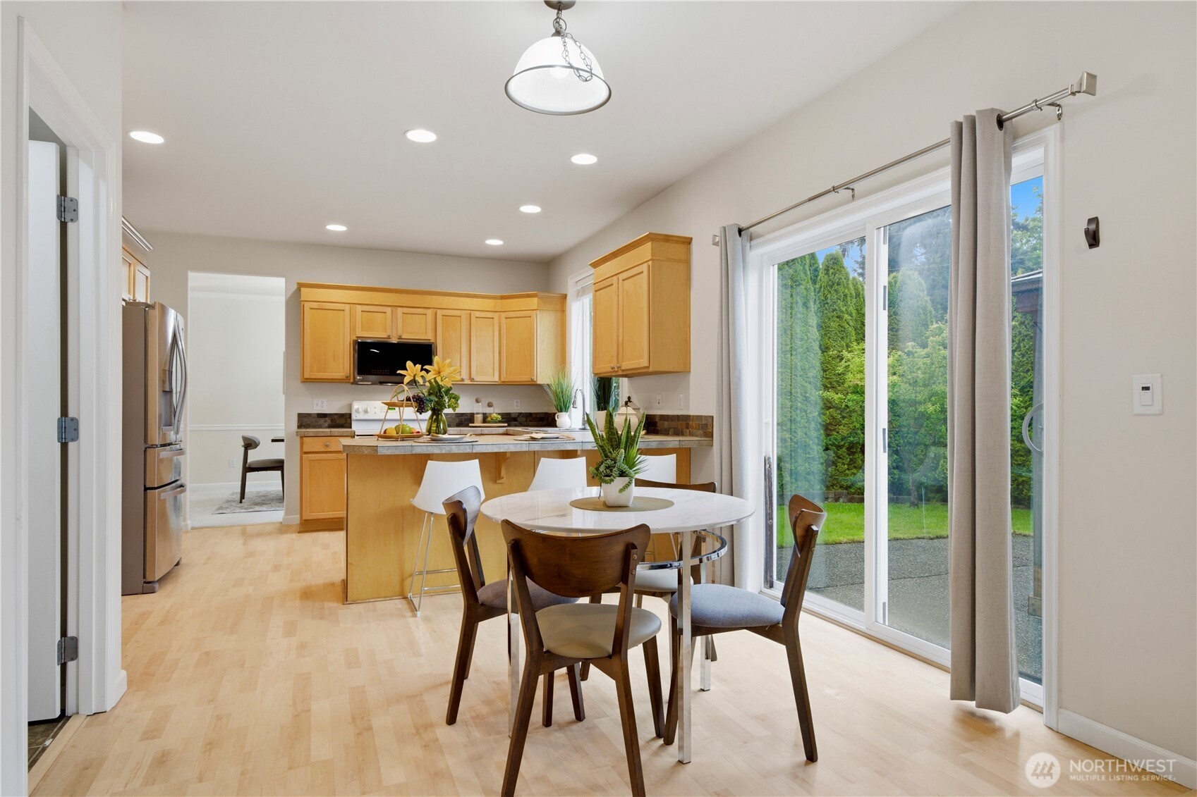 17617 44th Avenue W, Lynnwood, WA 98037