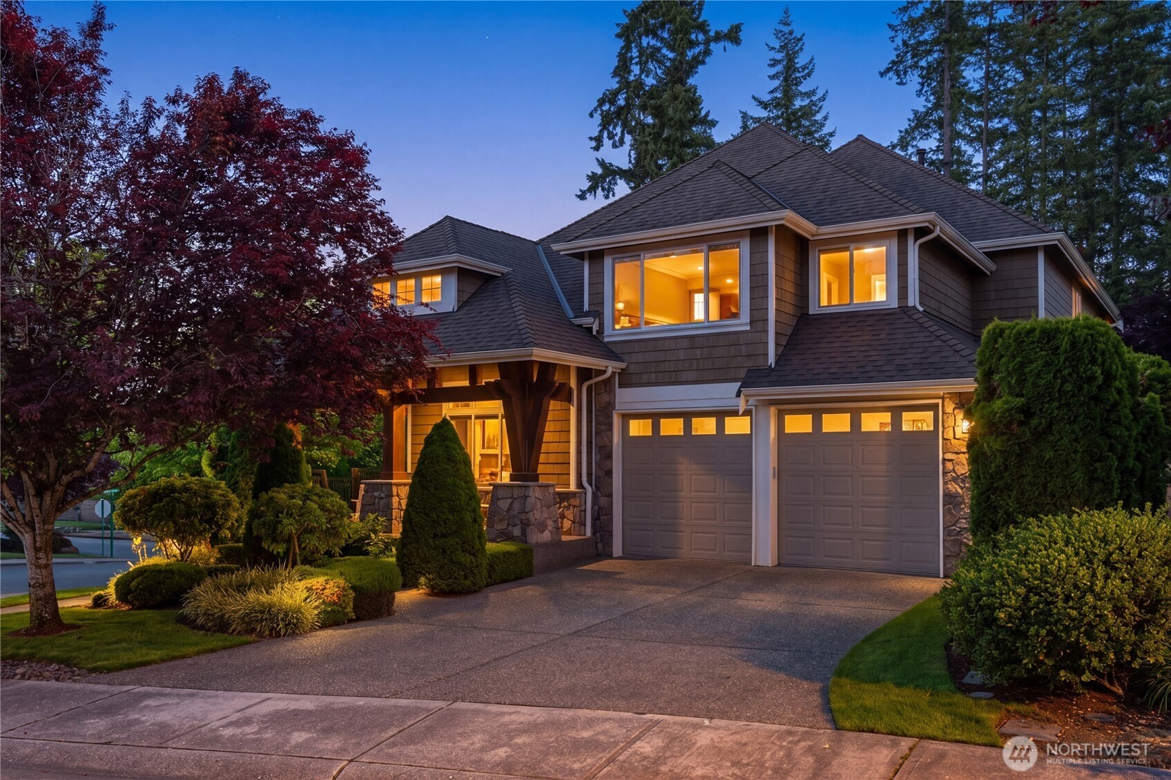 23431 NE 10th Place , Sammamish, WA 98074