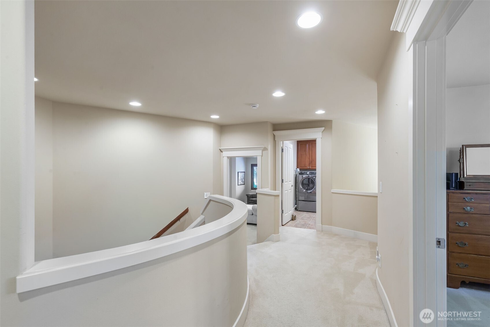 23431 NE 10th Place , Sammamish, WA 98074