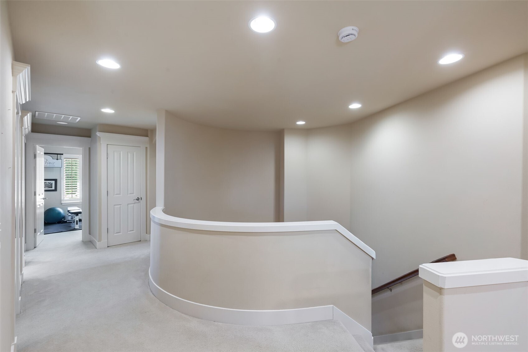 23431 NE 10th Place , Sammamish, WA 98074
