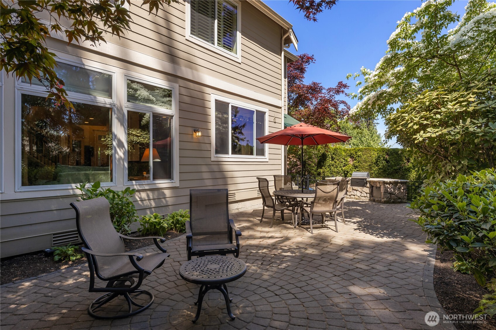 23431 NE 10th Place , Sammamish, WA 98074