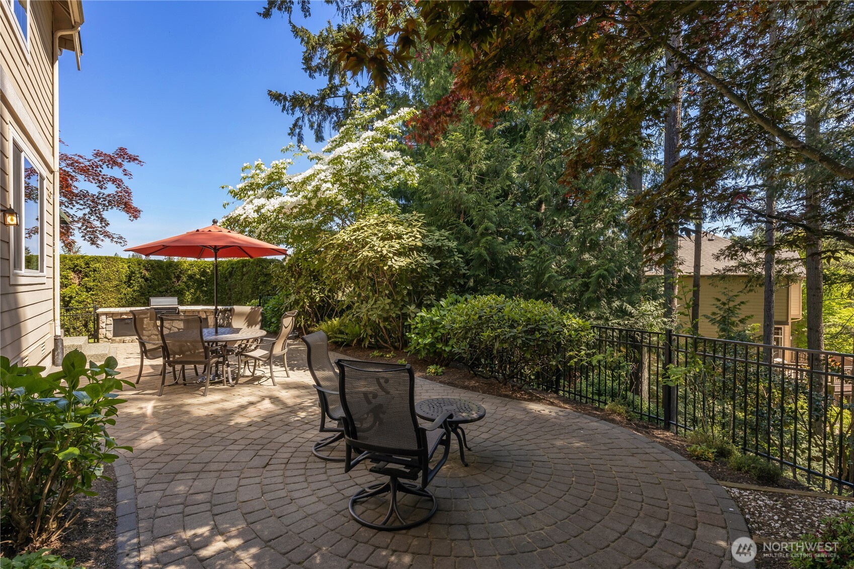 23431 NE 10th Place , Sammamish, WA 98074