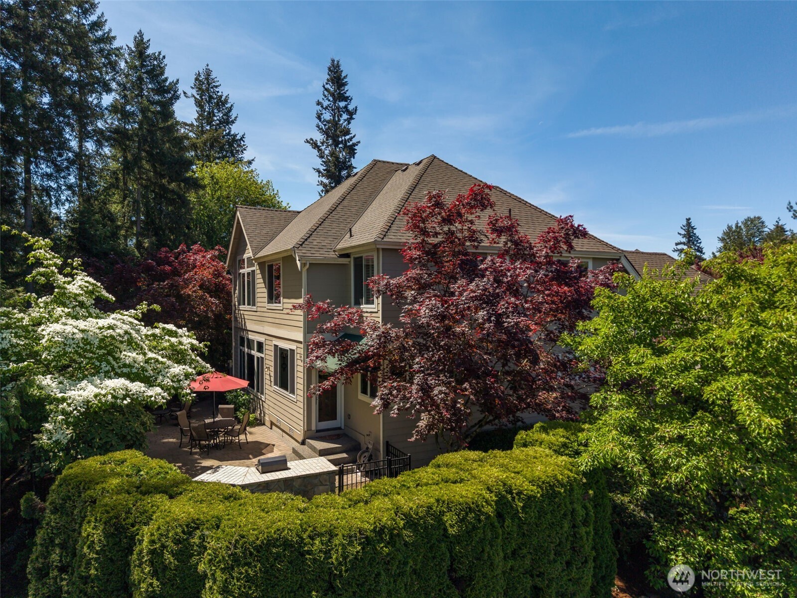 23431 NE 10th Place , Sammamish, WA 98074