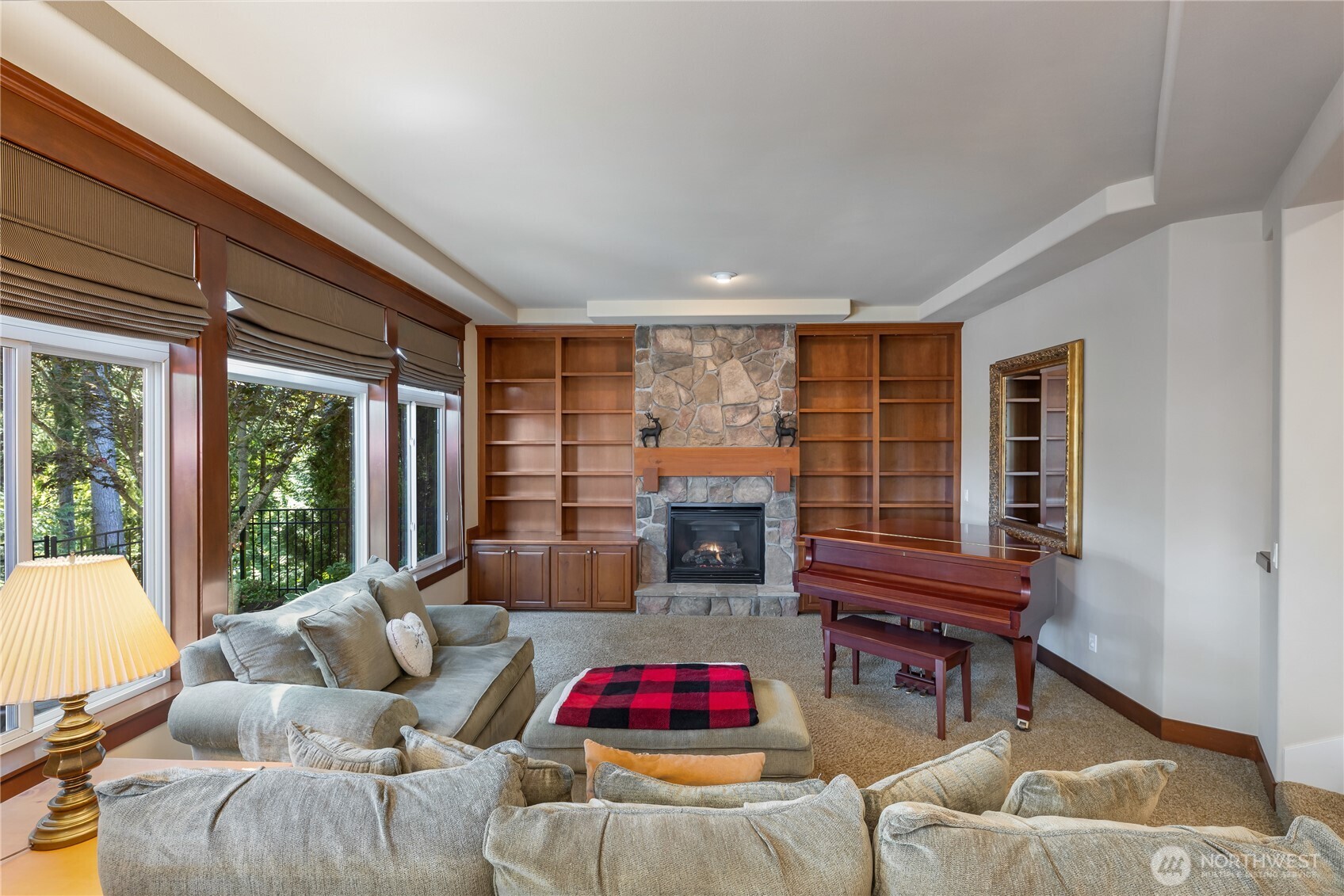 23431 NE 10th Place , Sammamish, WA 98074